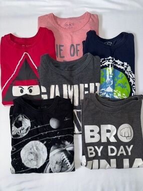 Bundle of 6 Children’s Place Kids Graphic T-shirts
